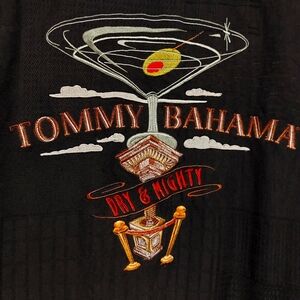 TOMMY BAHAMA  100% TEXTURED SILK EMBROIDERED MARTINI MENS CAMP SHIRT